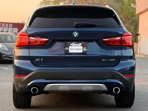 2021 BMW X1 sDrive28i