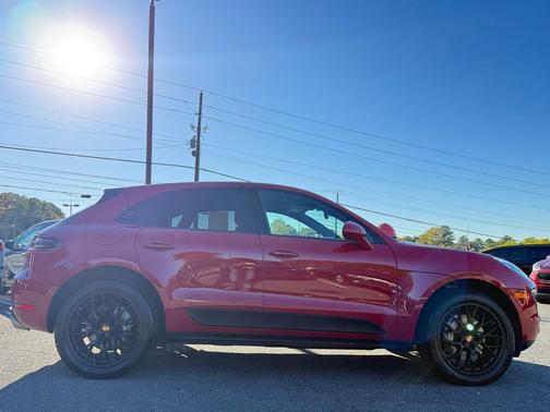 2018 Porsche Macan S