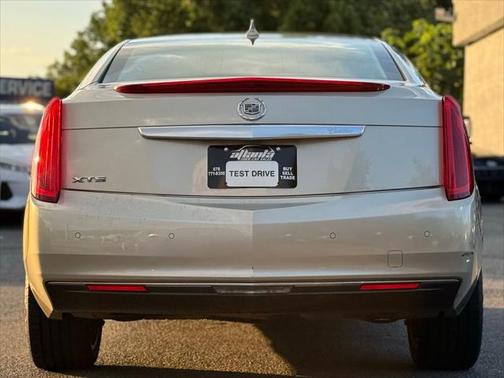 2013 Cadillac XTS Base