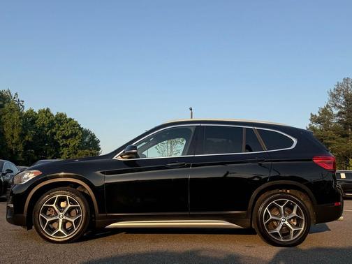 Jet Black 2018 BMW X1 sDrive28i