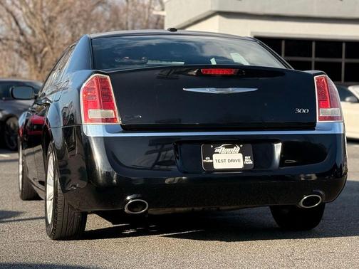 2014 Chrysler 300 S
