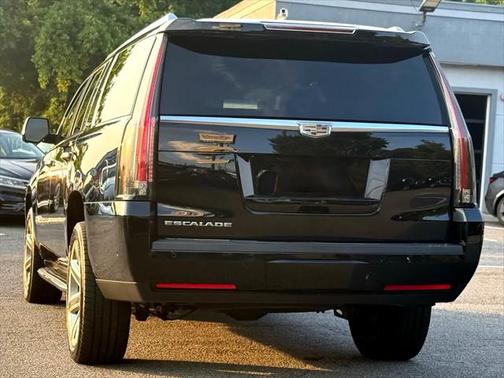 2019 Cadillac Escalade ESV Luxury