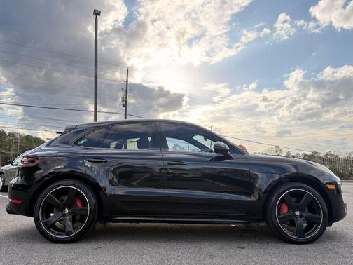 2017 Porsche Macan GTS