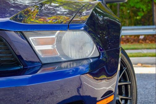 2012 Ford Mustang V6