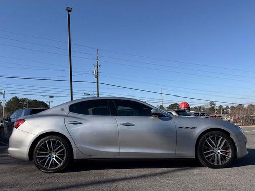 2018 Maserati Ghibli S