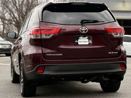2018 Toyota Highlander 