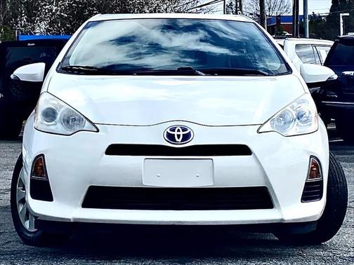 2013 Toyota Prius c One