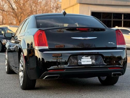 2016 Chrysler 300C Platinum