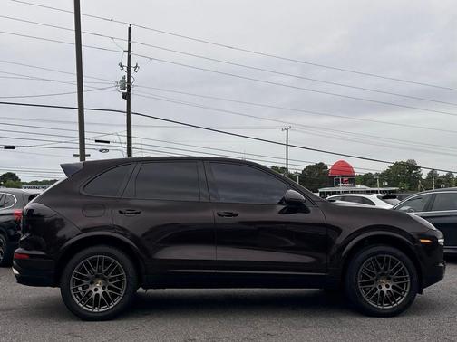 Mahogany Metallic 2017 Porsche Cayenne Platinum Edition
