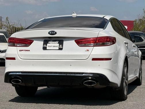 Snow White Pearl 2019 Kia Optima S