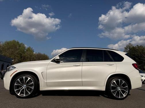 White Metallic 2018 BMW X5 xDrive35i