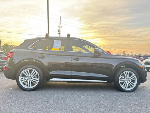 2019 Audi Q5 2.0T Premium Plus