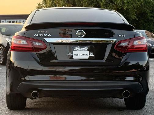 Super Black Clearcoat 2017 Nissan Altima 2.5 SR