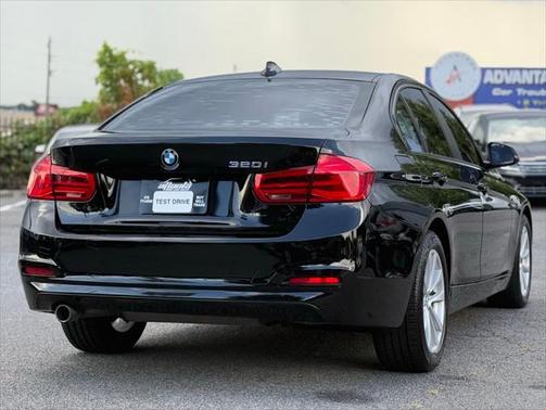 2017 BMW 320 i