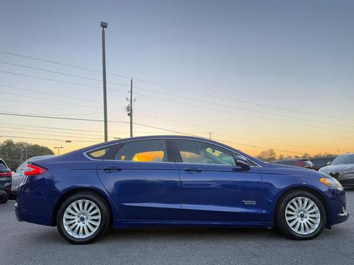 2015 Ford Fusion Energi SE Luxury