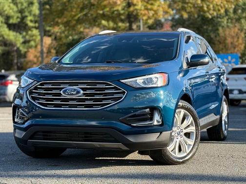 2020 Ford Edge Titanium