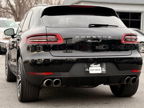 2018 Porsche Macan S