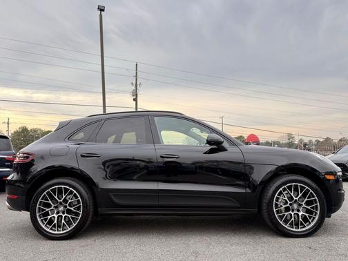 2018 Porsche Macan S