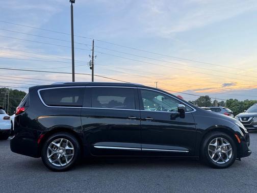 2018 Chrysler Pacifica Limited