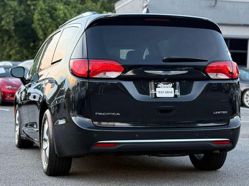 2018 Chrysler Pacifica Limited
