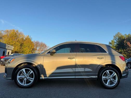 2020 Audi Q3 45 S line Premium