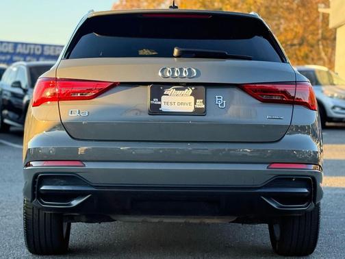 2020 Audi Q3 45 S line Premium