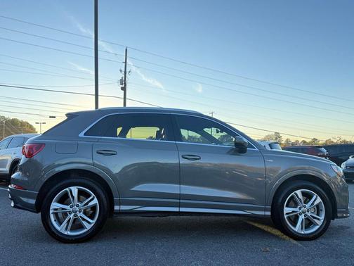 2020 Audi Q3 45 S line Premium