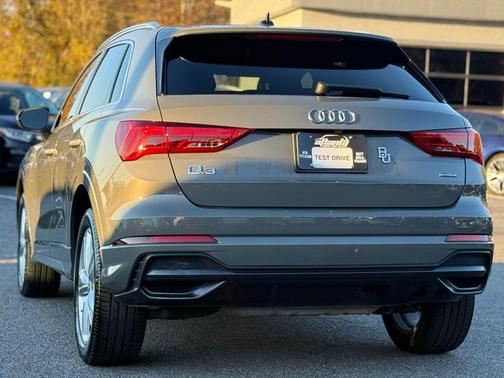 2020 Audi Q3 45 S line Premium