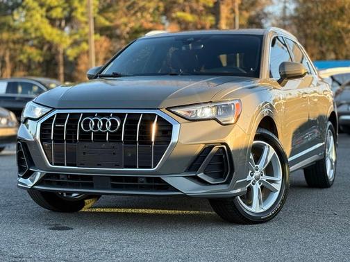 2020 Audi Q3 45 S line Premium