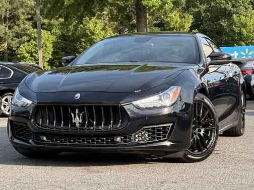 Black 2018 Maserati Ghibli Base