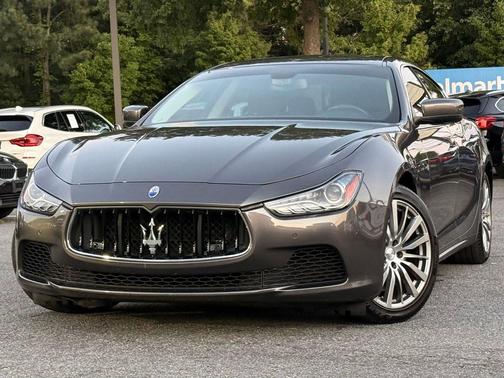Bianco 2015 Maserati Ghibli Base