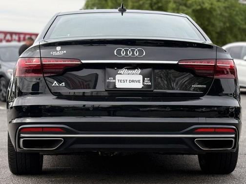 Mythos Black Metallic 2023 Audi A4 45 S line Premium Plus