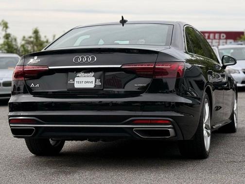 Mythos Black Metallic 2023 Audi A4 45 S line Premium Plus