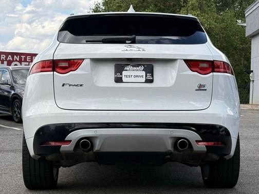 2017 Jaguar F-PACE S