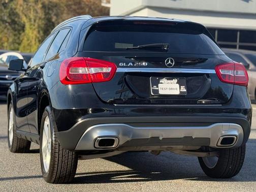 2018 Mercedes-Benz GLA 250 Base