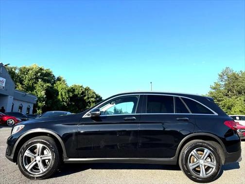 2016 Mercedes-Benz GLC 300 Base