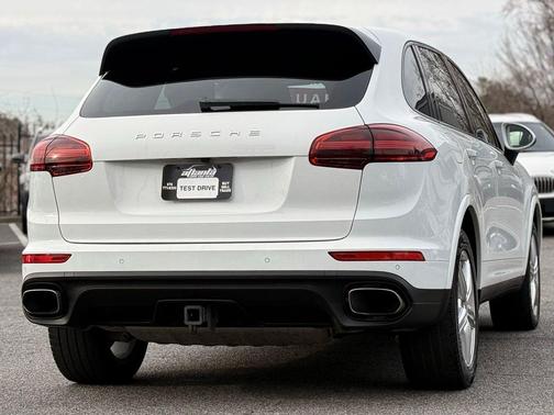 2017 Porsche Cayenne Cayenne