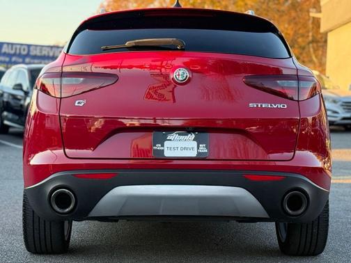 2018 Alfa Romeo Stelvio Ti