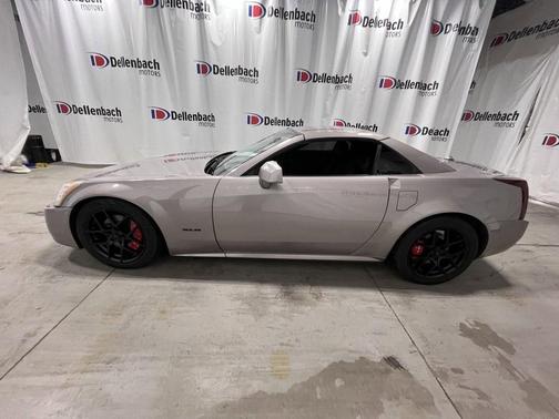 2005 Cadillac XLR Base