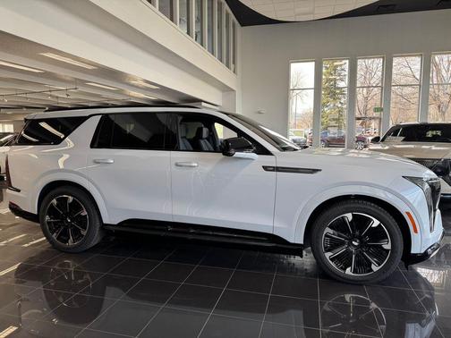 2026 Cadillac Escalade IQL Sport