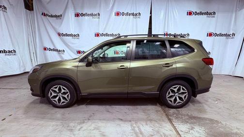 Autumn Green Metallic 2023 Subaru Forester Premium