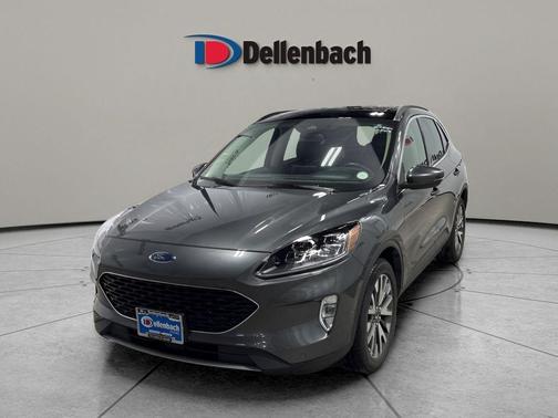 2020 Ford Escape Titanium