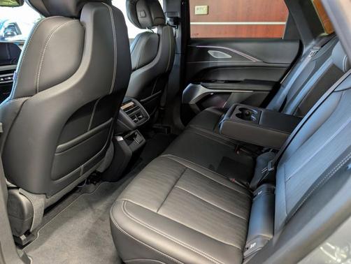 2026 Cadillac LYRIQ V