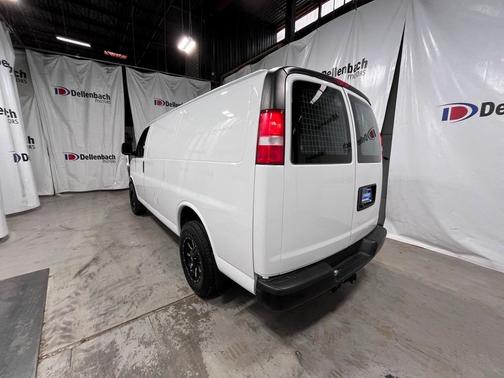 2021 Chevrolet Express 2500 Work Van