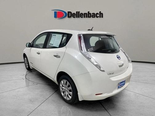 2016 Nissan Leaf S