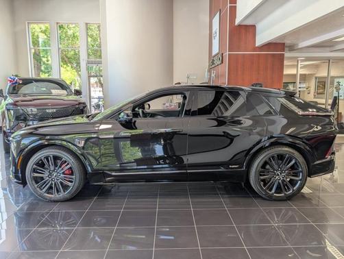 2026 Cadillac LYRIQ V Premium