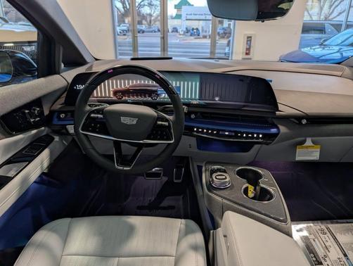 2026 Cadillac OPTIQ Premium Luxury