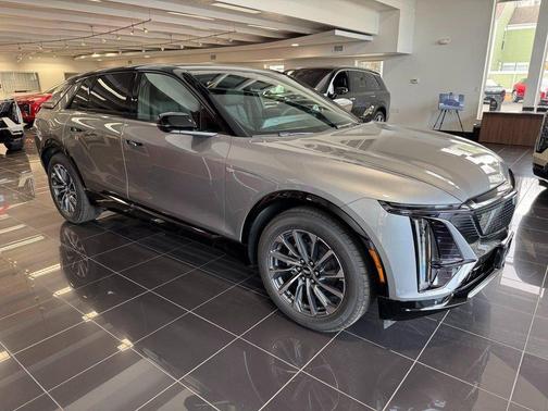 2026 Cadillac LYRIQ Sport