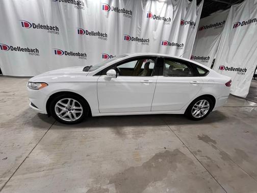 2015 Ford Fusion SE