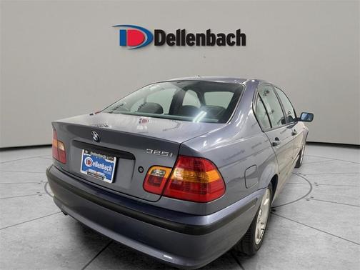 2002 BMW 325 i